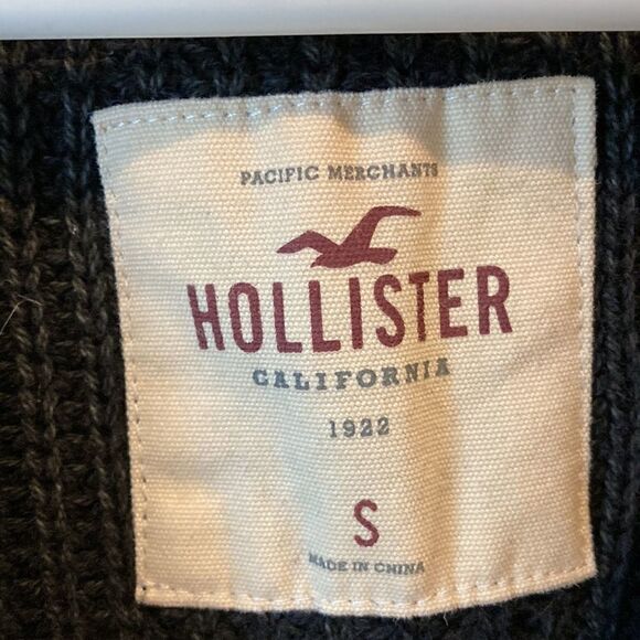 Hollister black garment dyed sweater Size Small - Picture 3 of 5